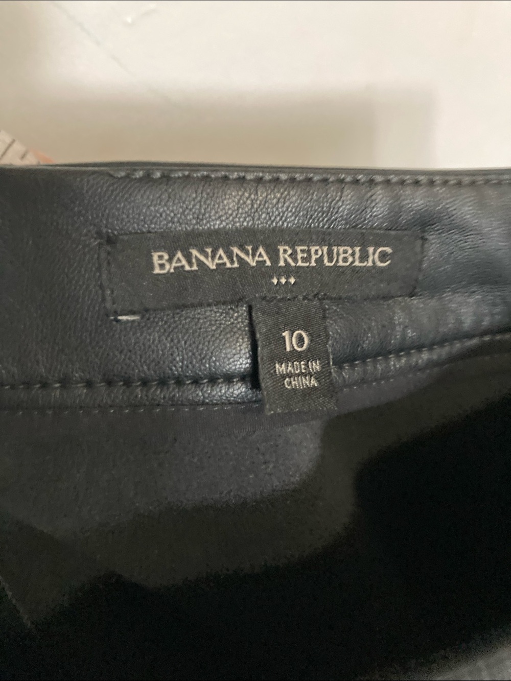 Banana Republic Faux Leather Skirt MIDI Black 10 - Picture 5 of 7